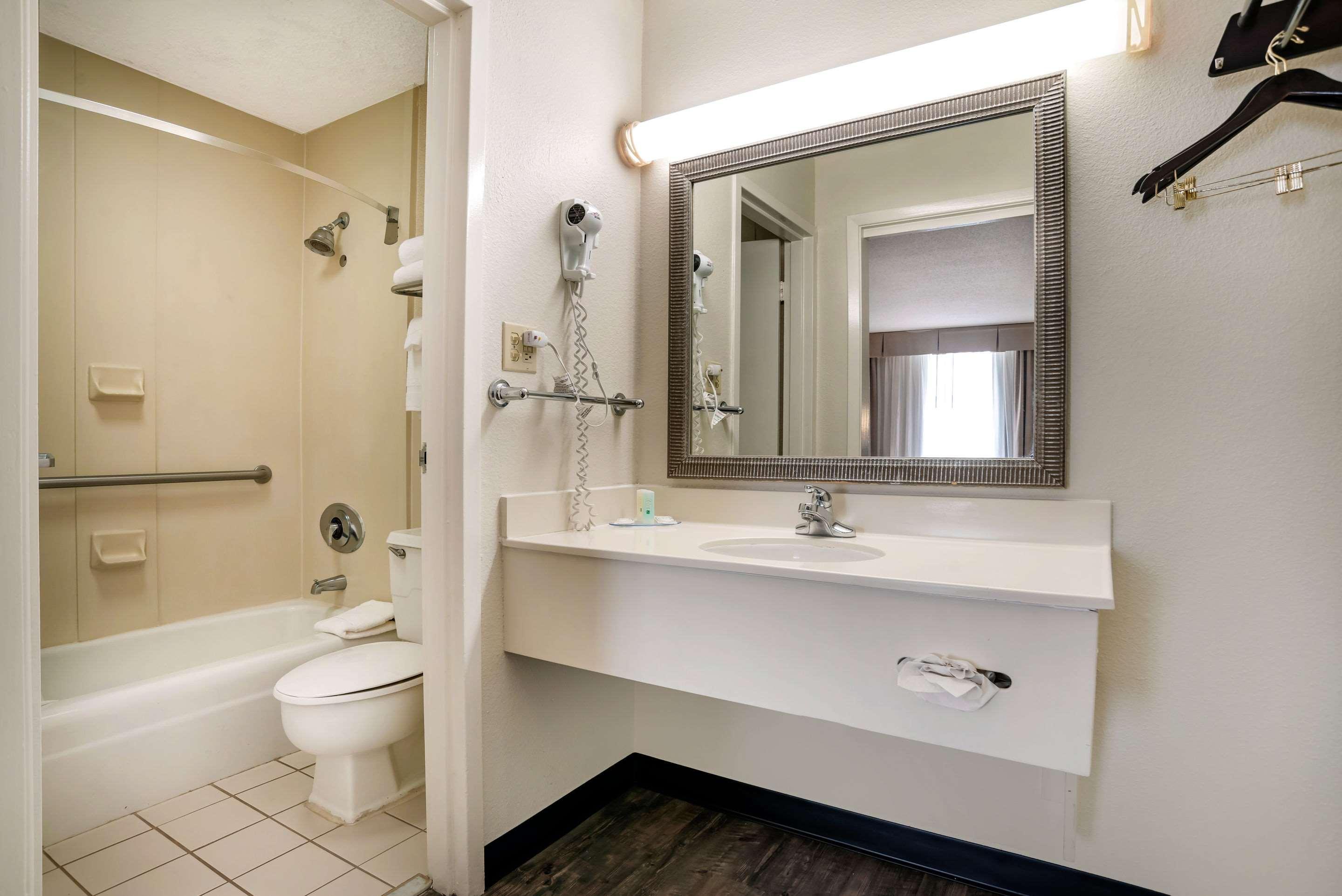 Quality Inn Baton Rouge East I-12 Ngoại thất bức ảnh
