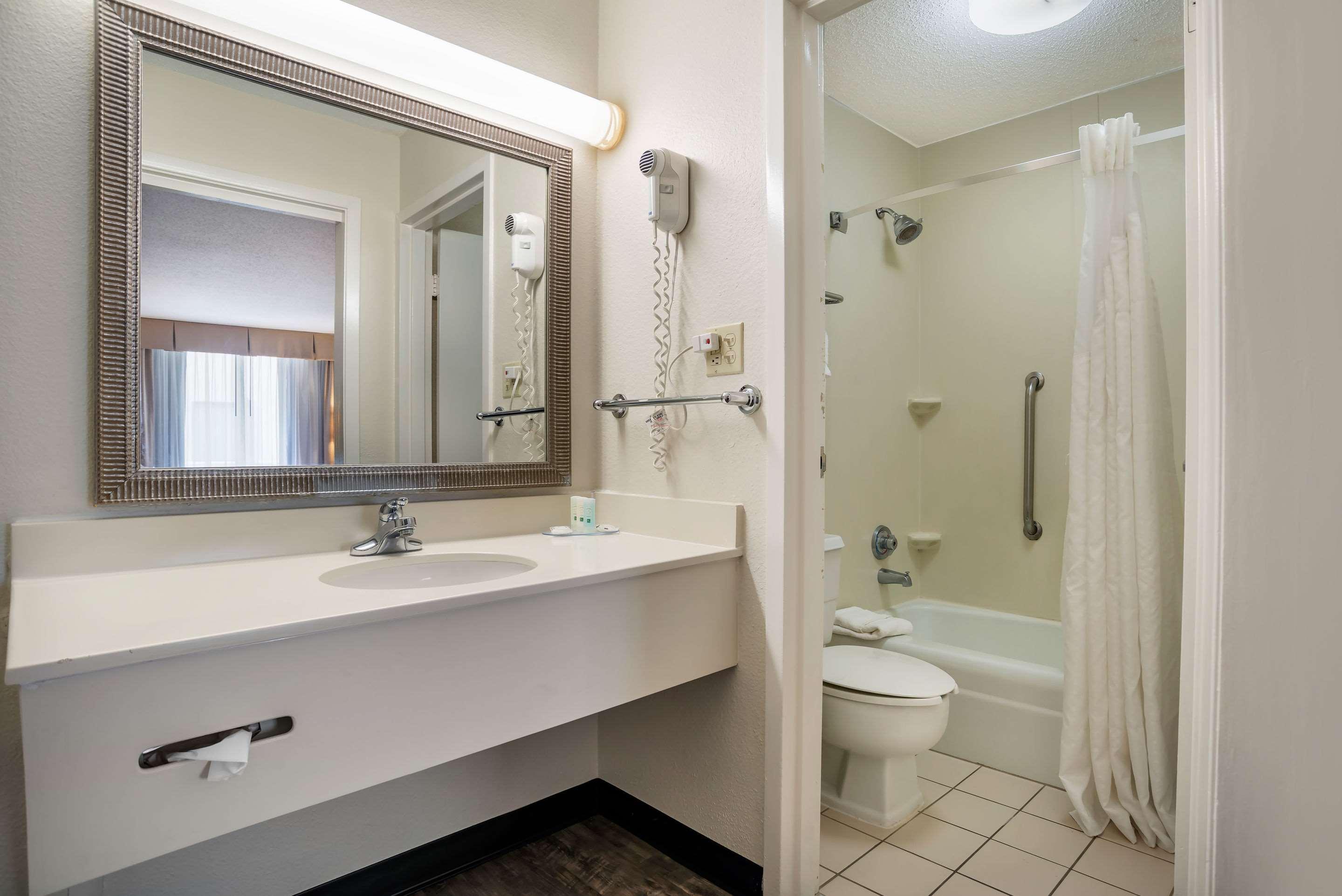 Quality Inn Baton Rouge East I-12 Ngoại thất bức ảnh